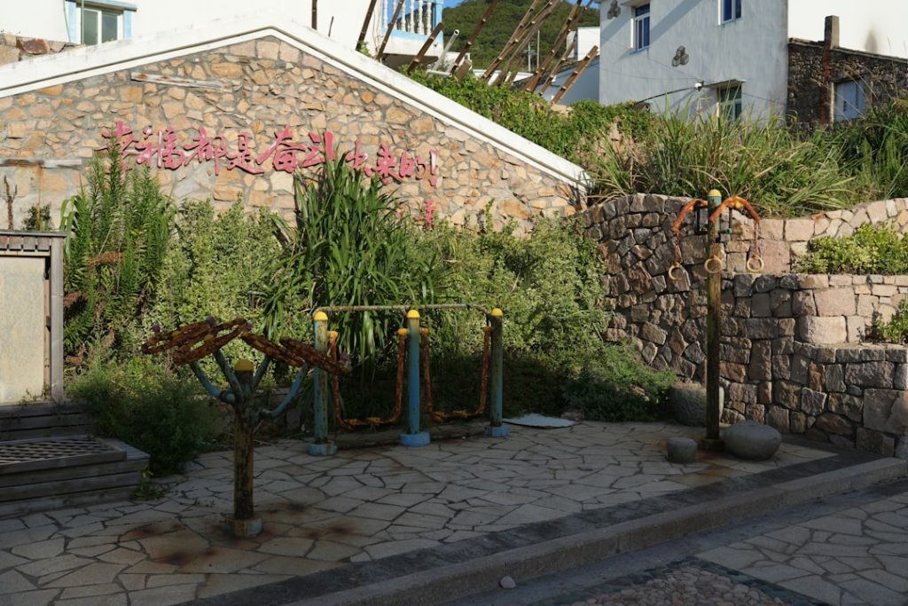 photo 1760331284095 e83ff7383fce